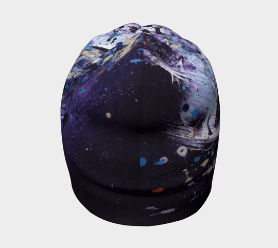 Vue arrière de la tuque Cosmique, soulignant son imprimé artistique unique.