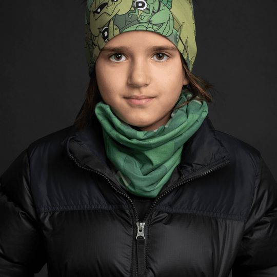 Une jeune personne portant une veste d&